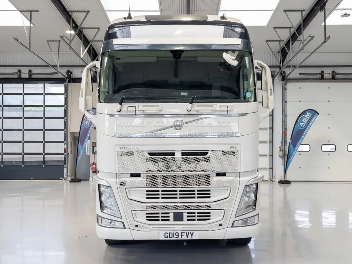 2019 VOLVO FH 500 GLOBETROTTER - Image 2