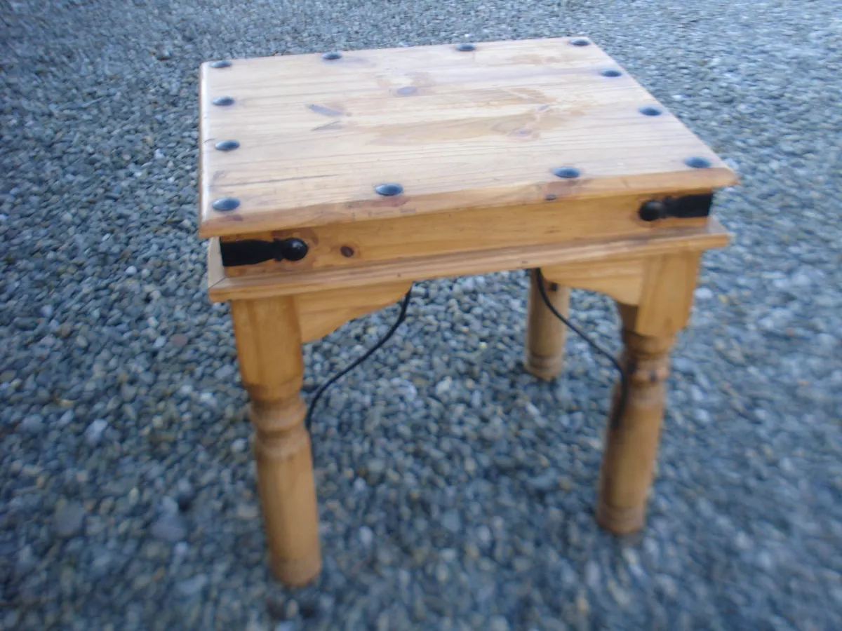 VINTAGE MEXICAN TALL PINE TABLE. - Image 1