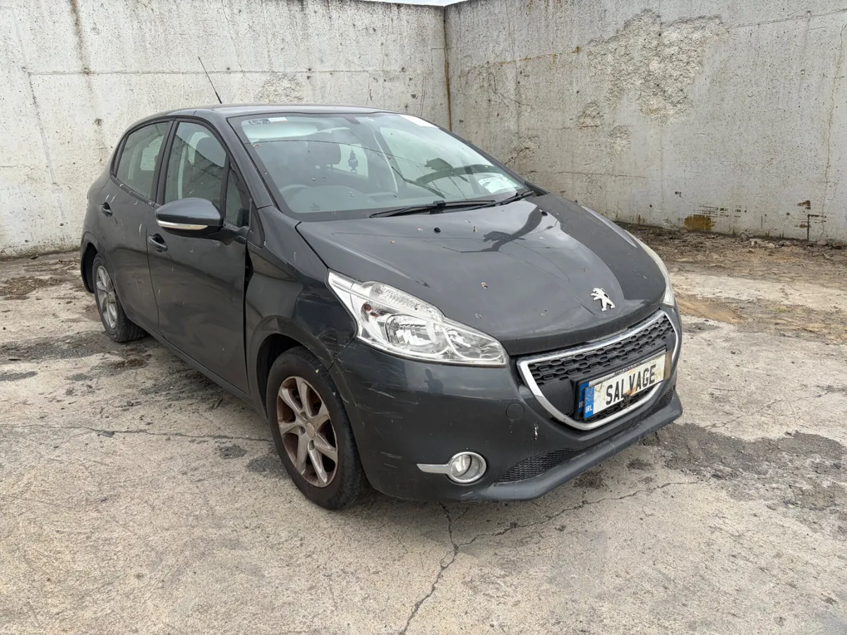 2015 Peugeot 208 - Image 1