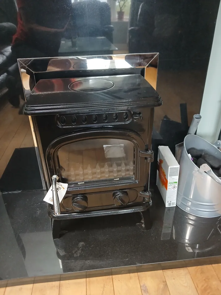 Black enamel Firewarm 4.6 kw solid fuel stove - Image 1