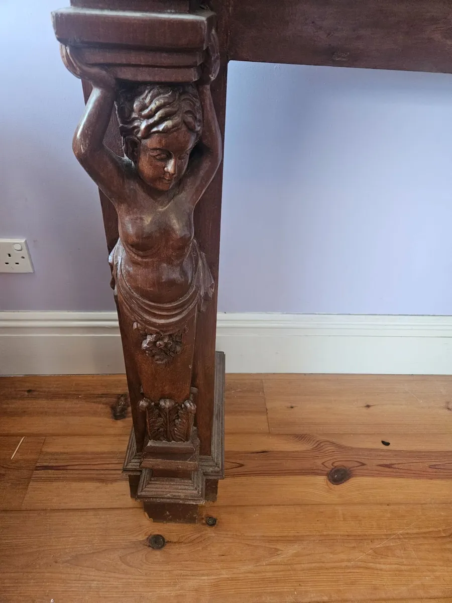 ANTIQUE FIRESURROUND - Image 3