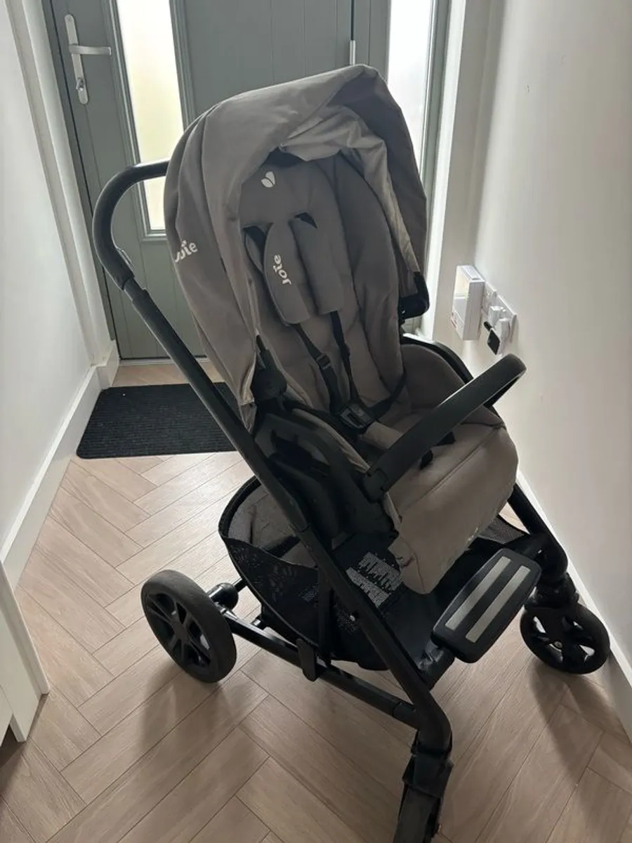 stroller - Image 3
