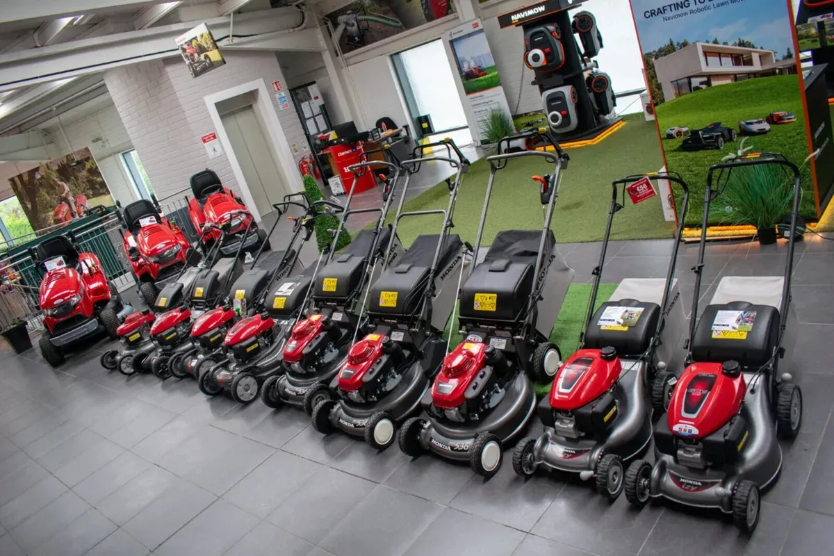 Honda Walk behind lawnmowers - Image 1