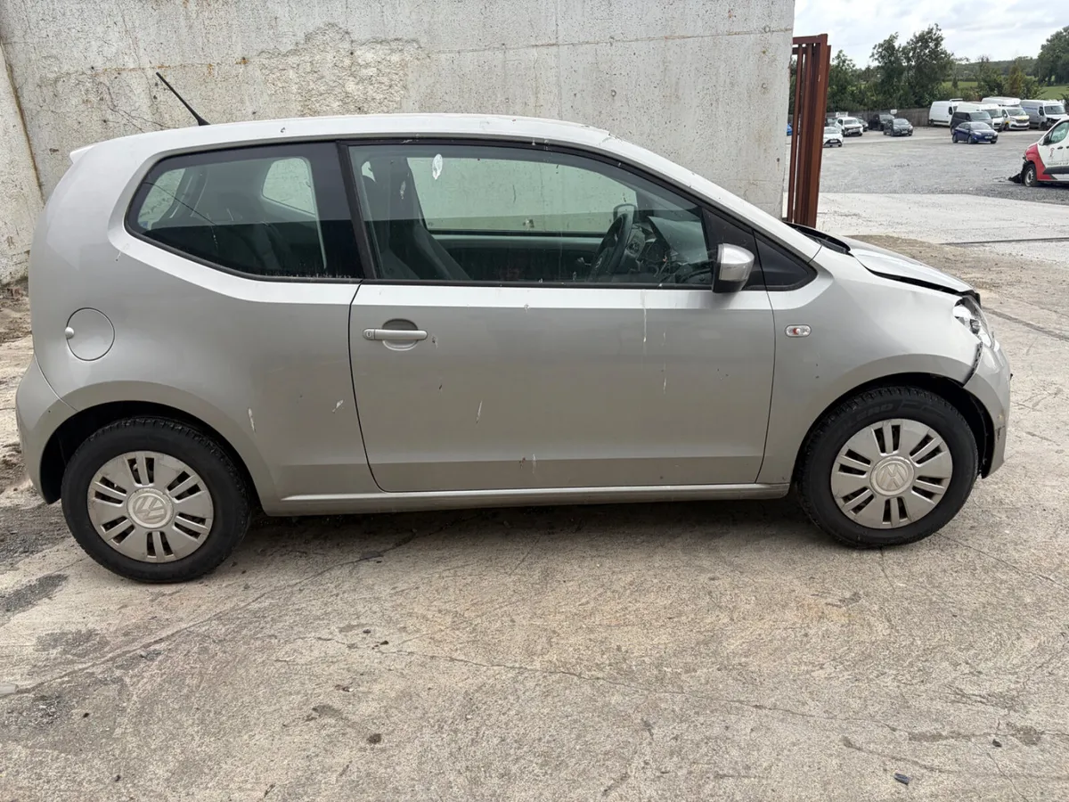 2014 VW UP - Image 2