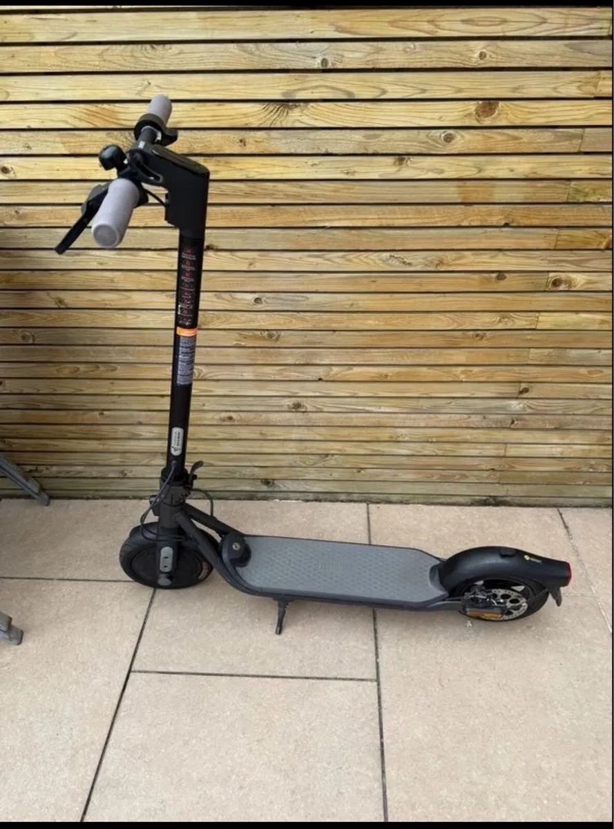 Segway Ninebot F25 scooter for sale - Image 1