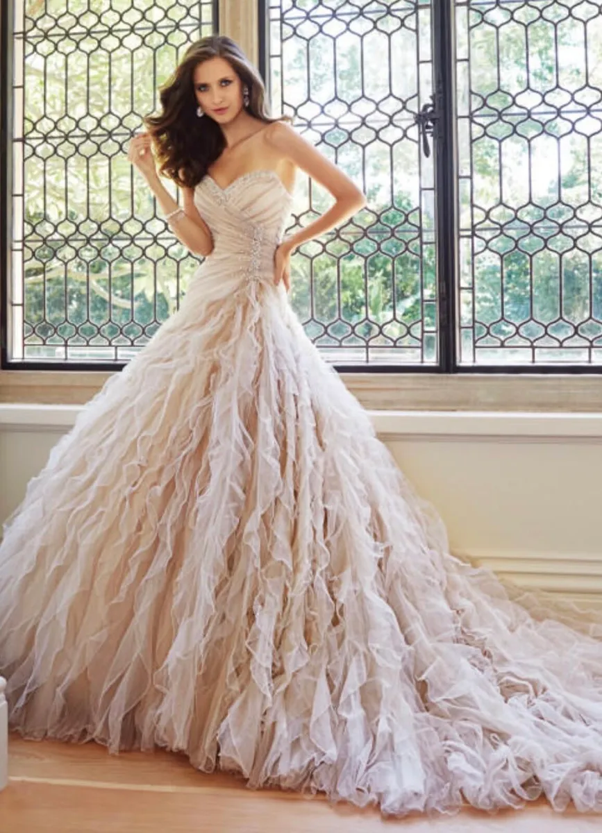 Wedding dress - Image 4
