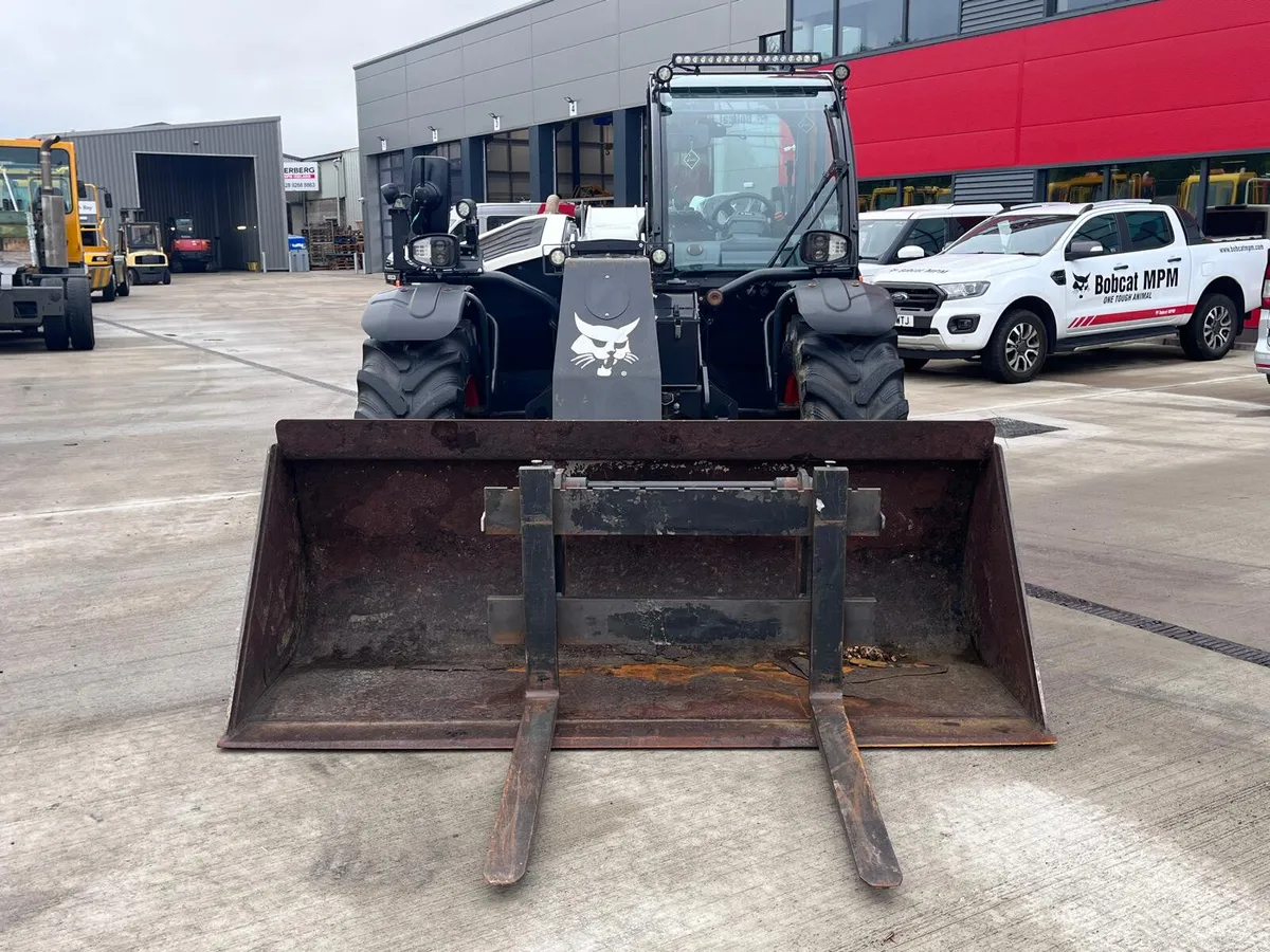 2023 Bobcat TL34.65HF Agri 4 Star - Low Hours! - Image 3