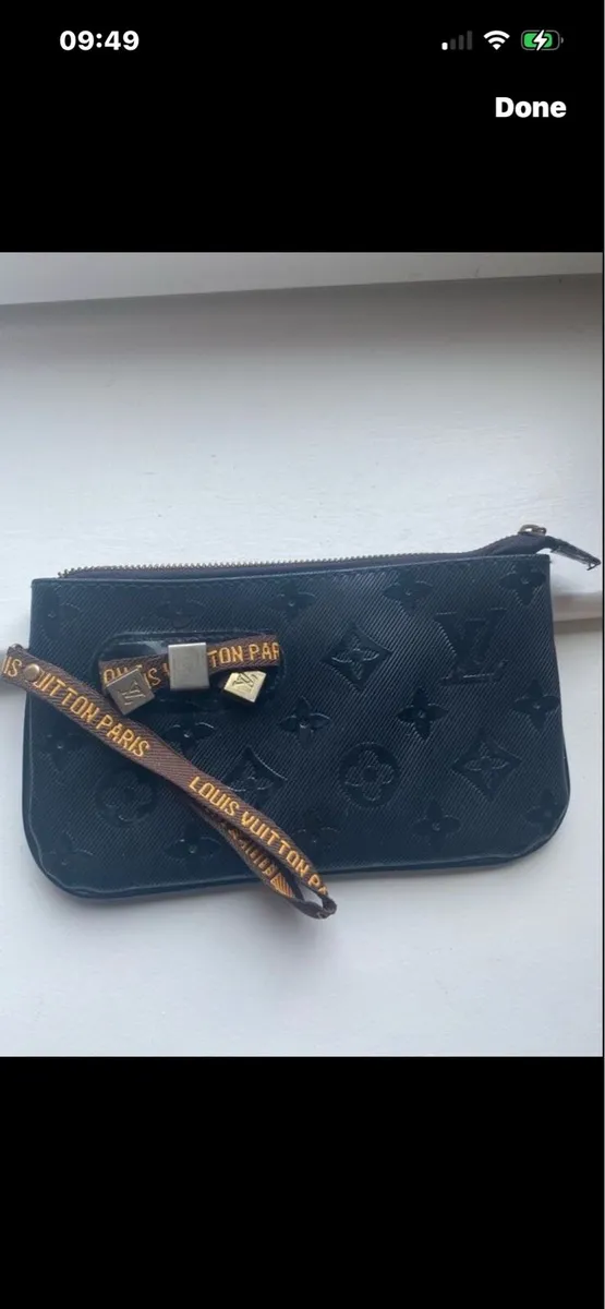 Louis Vuitton Wrist Wallet - Image 3