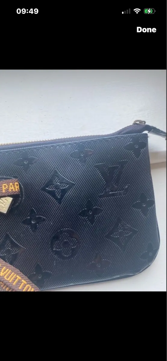 Louis Vuitton Wrist Wallet - Image 4