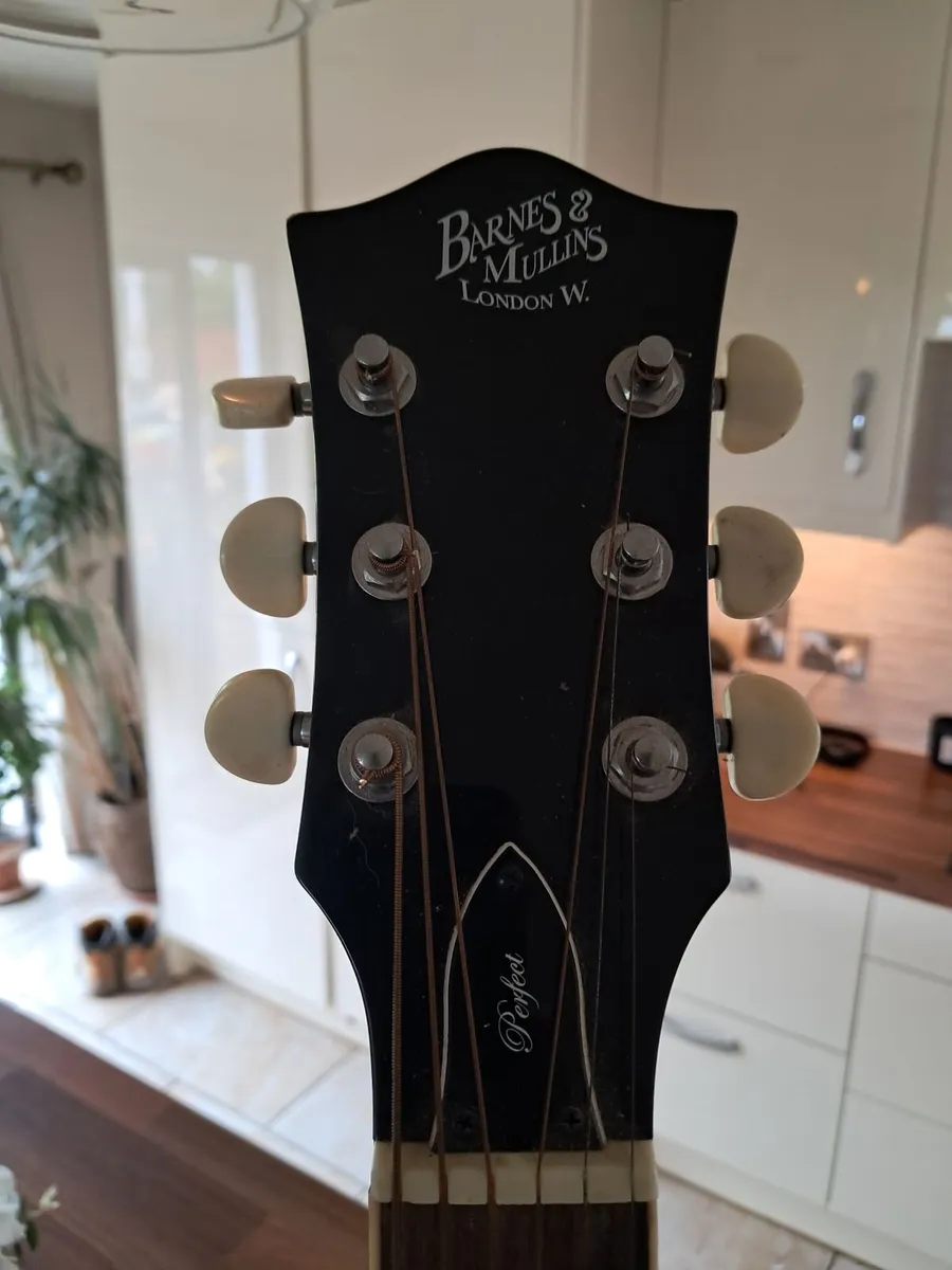 6 string banjo - Image 4