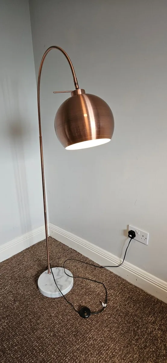 Floor lamp - Image 1