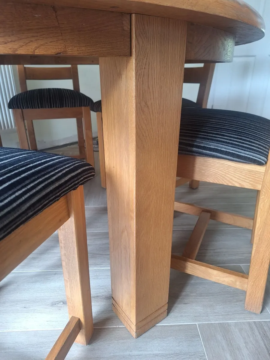 Table and Chairs - Image 3