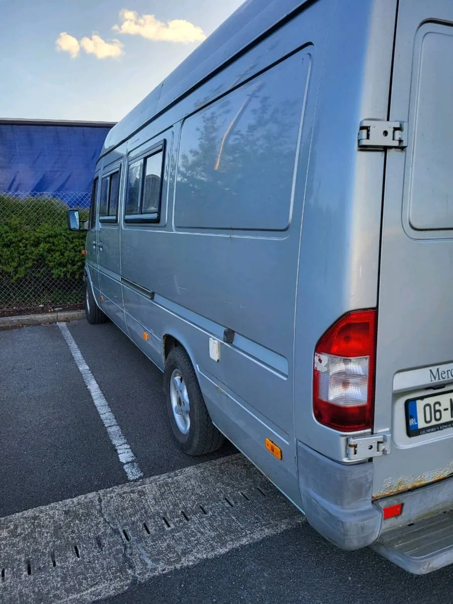 2006 MB Sprinter campervan - Image 3