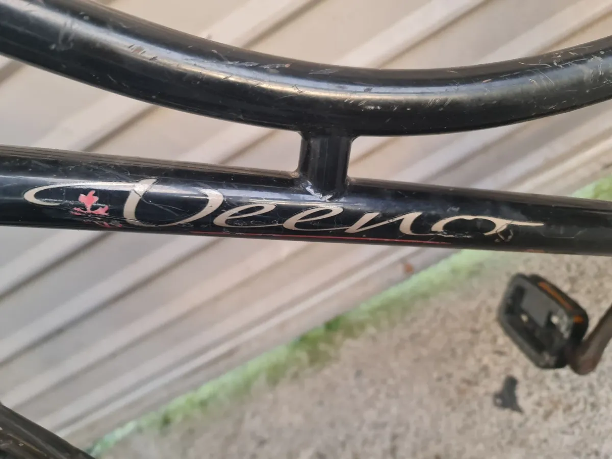 VINTAGE belgium LADIES BIKE 26 INCH WHEEL - Image 2