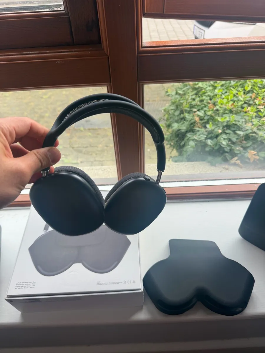 AirPods Max - Image 2
