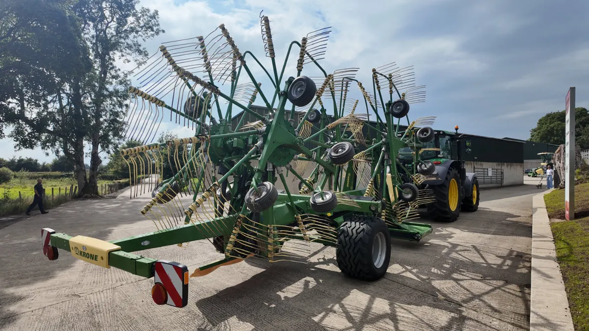 2023 Krone TC1370 Rake - Image 4