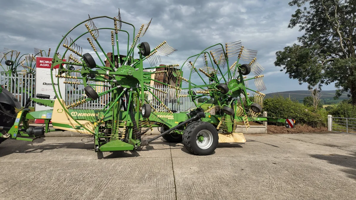 2023 Krone TC1370 Rake - Image 1