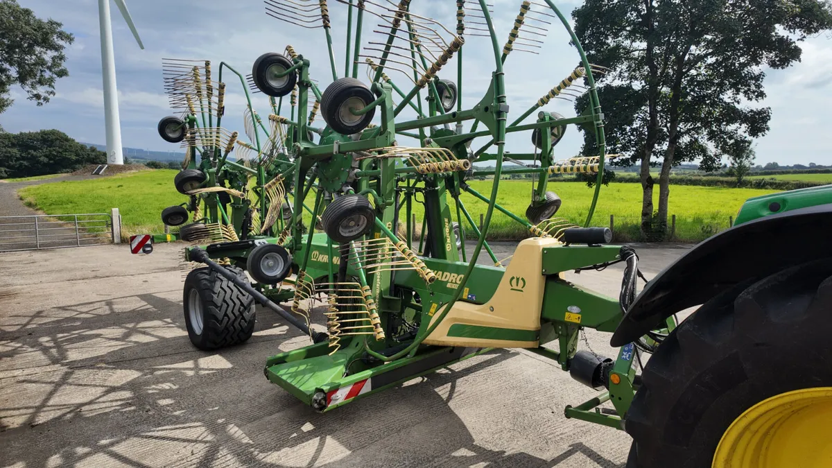 2023 Krone TC1370 Rake - Image 3