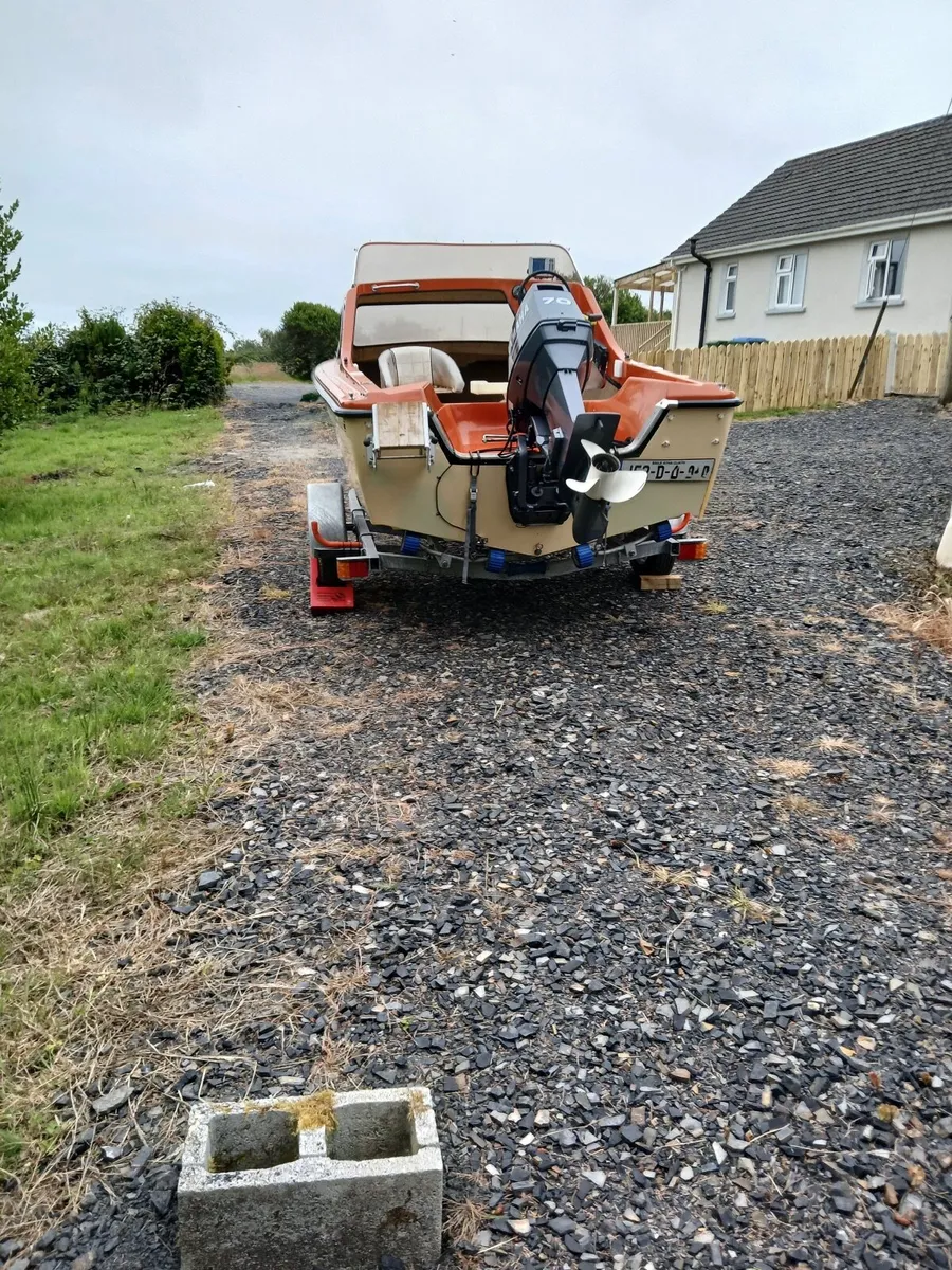 16.5 ft Fleetline saphire boat - Image 3
