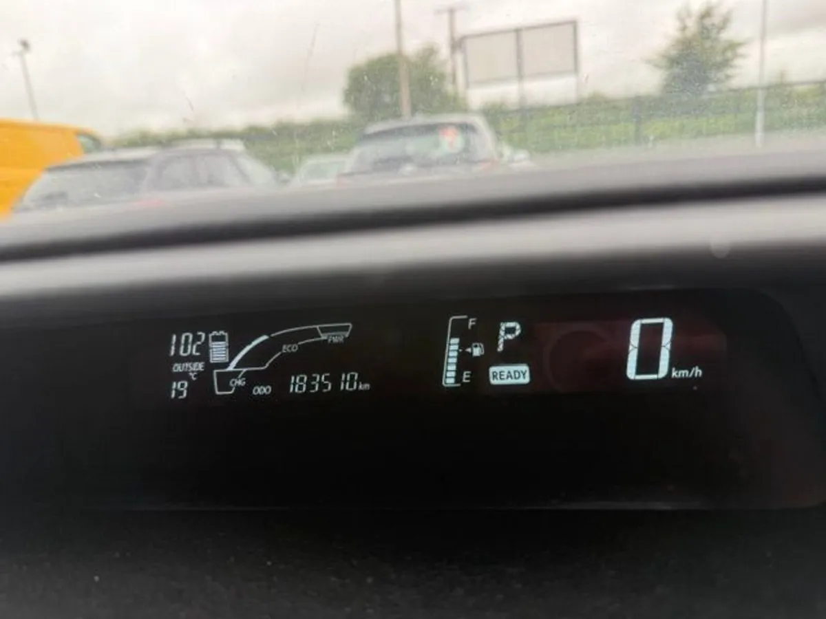 2016 TOYOTA AQUA - Image 4