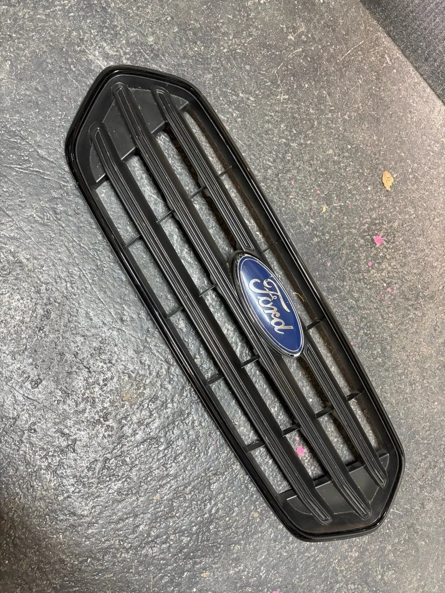 Transit custom grill - Image 1