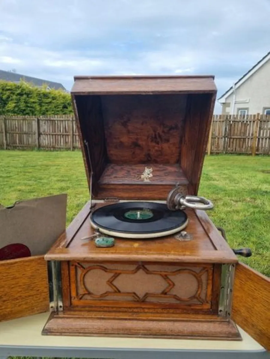 Antique Apollo Type 106Y gramophone - Image 2