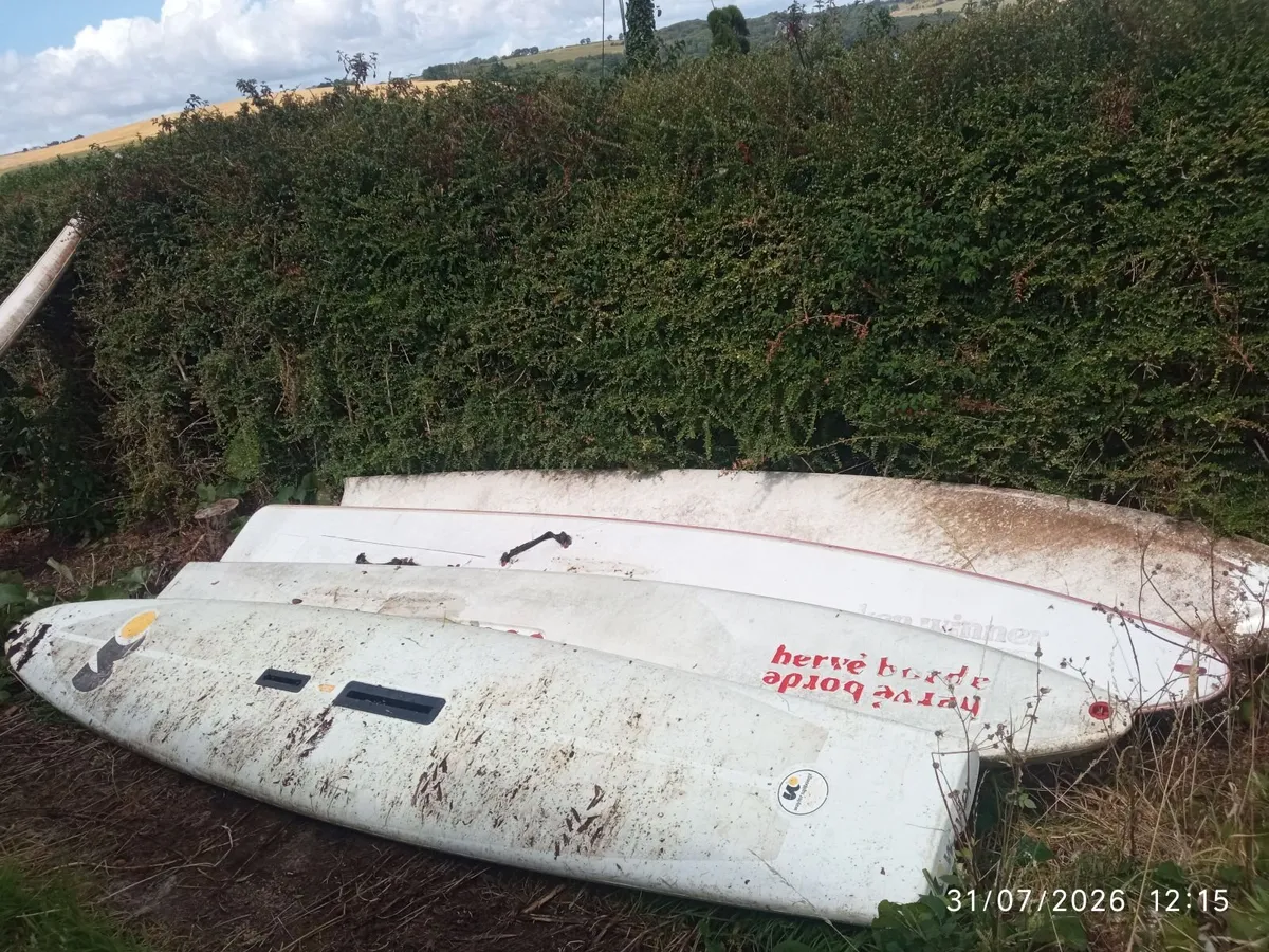 Old sailboards - Image 1