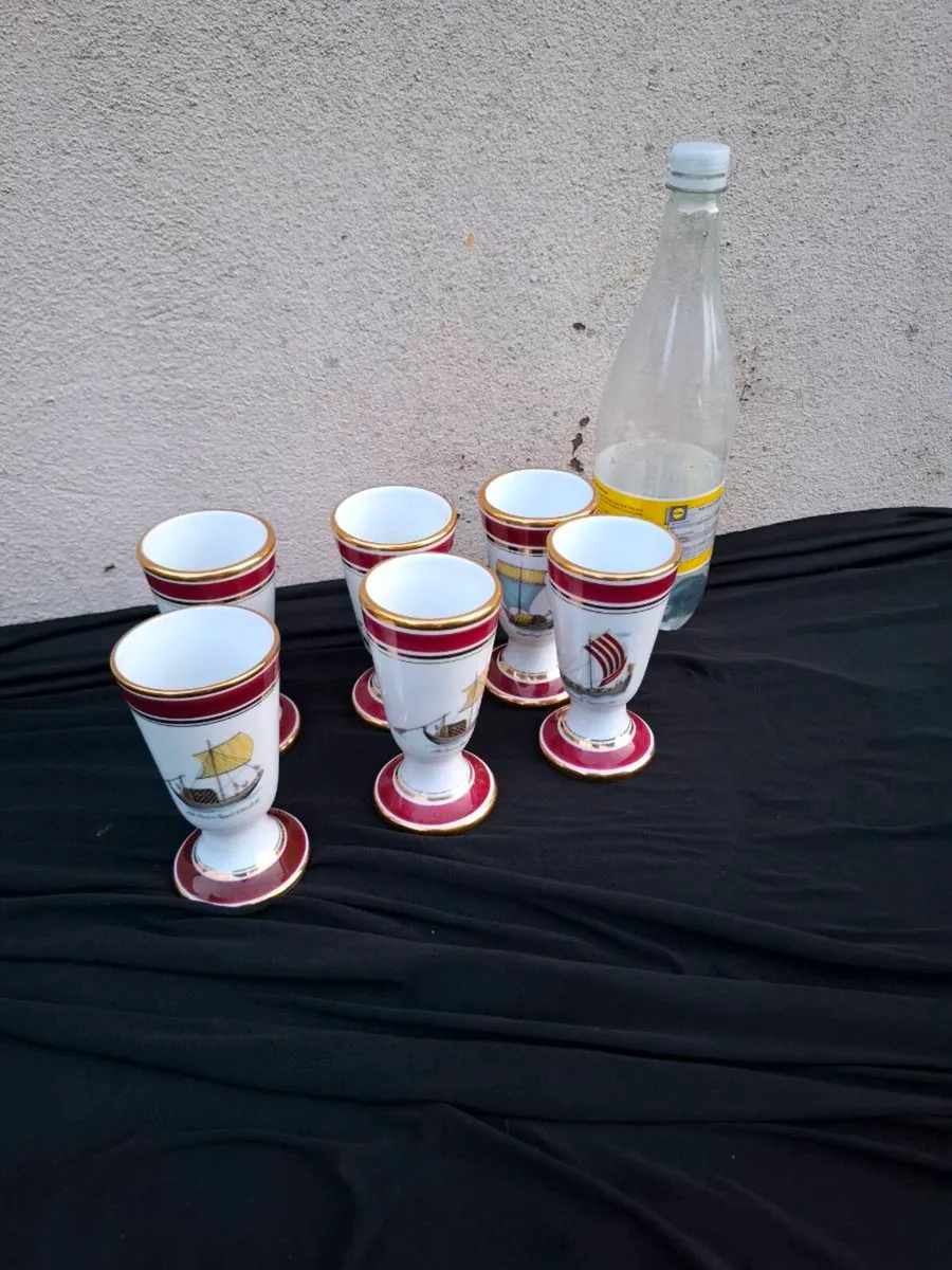 6 porcelain of paris cups postage possible - Image 2