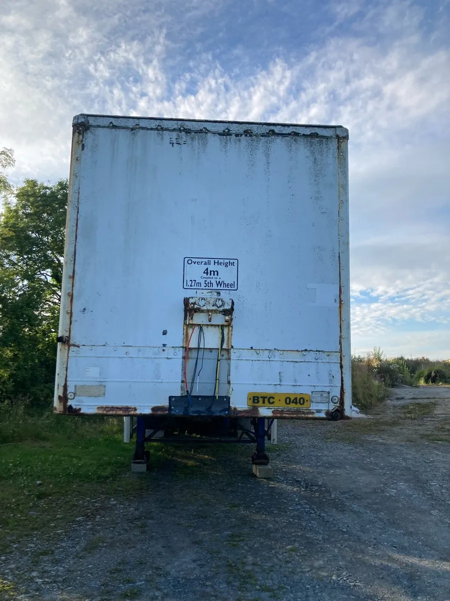 Storage container/ box trailer - Image 2