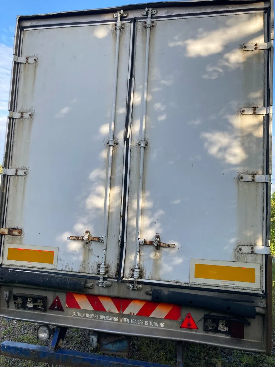 Storage container/ box trailer - Image 4