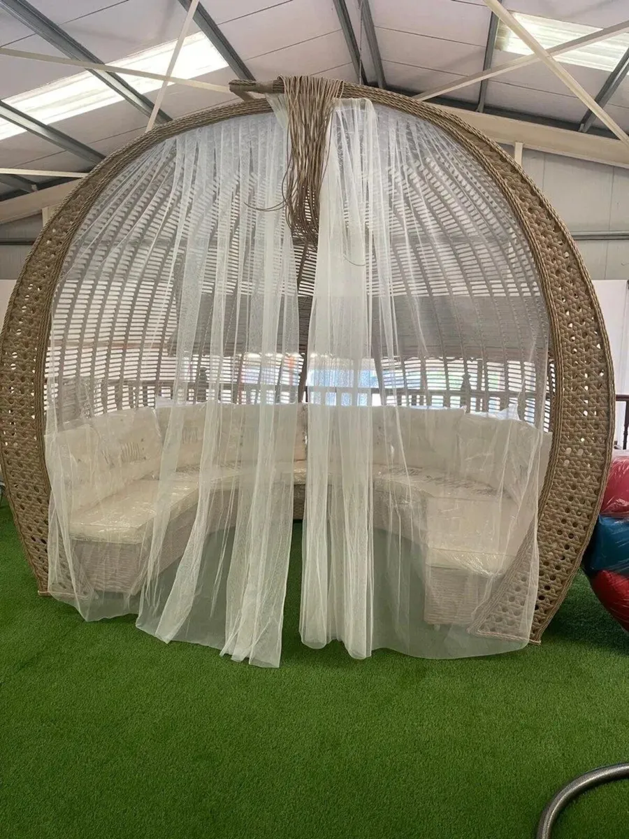 Garden dome gazebo shelter spa lounger brand new - Image 2