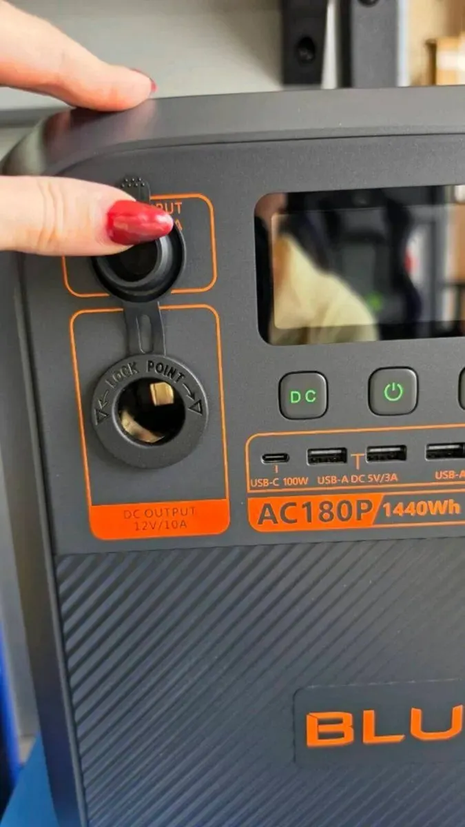 Portable power stations brand new - Image 4