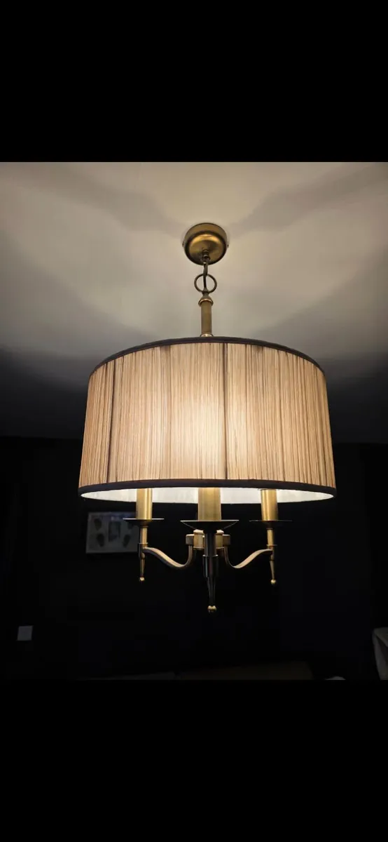 Light fixture - Image 2