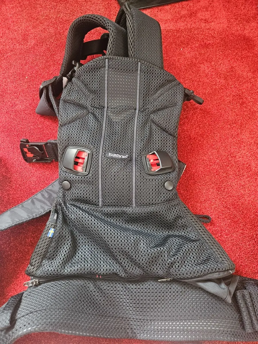 Baby sling carrier - Image 2