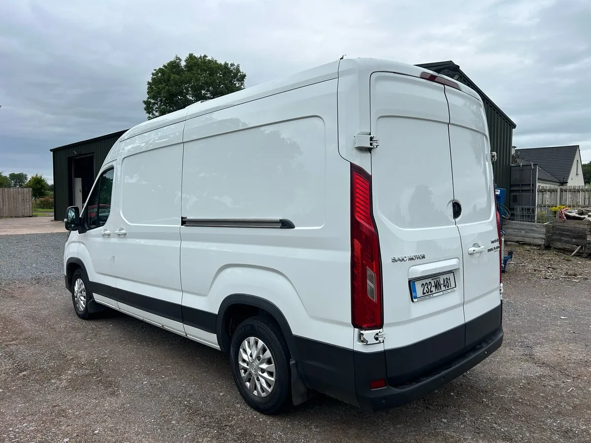 2023 Maxus Deliver9 LUX L3H2 Fridge/Freezer - Image 3
