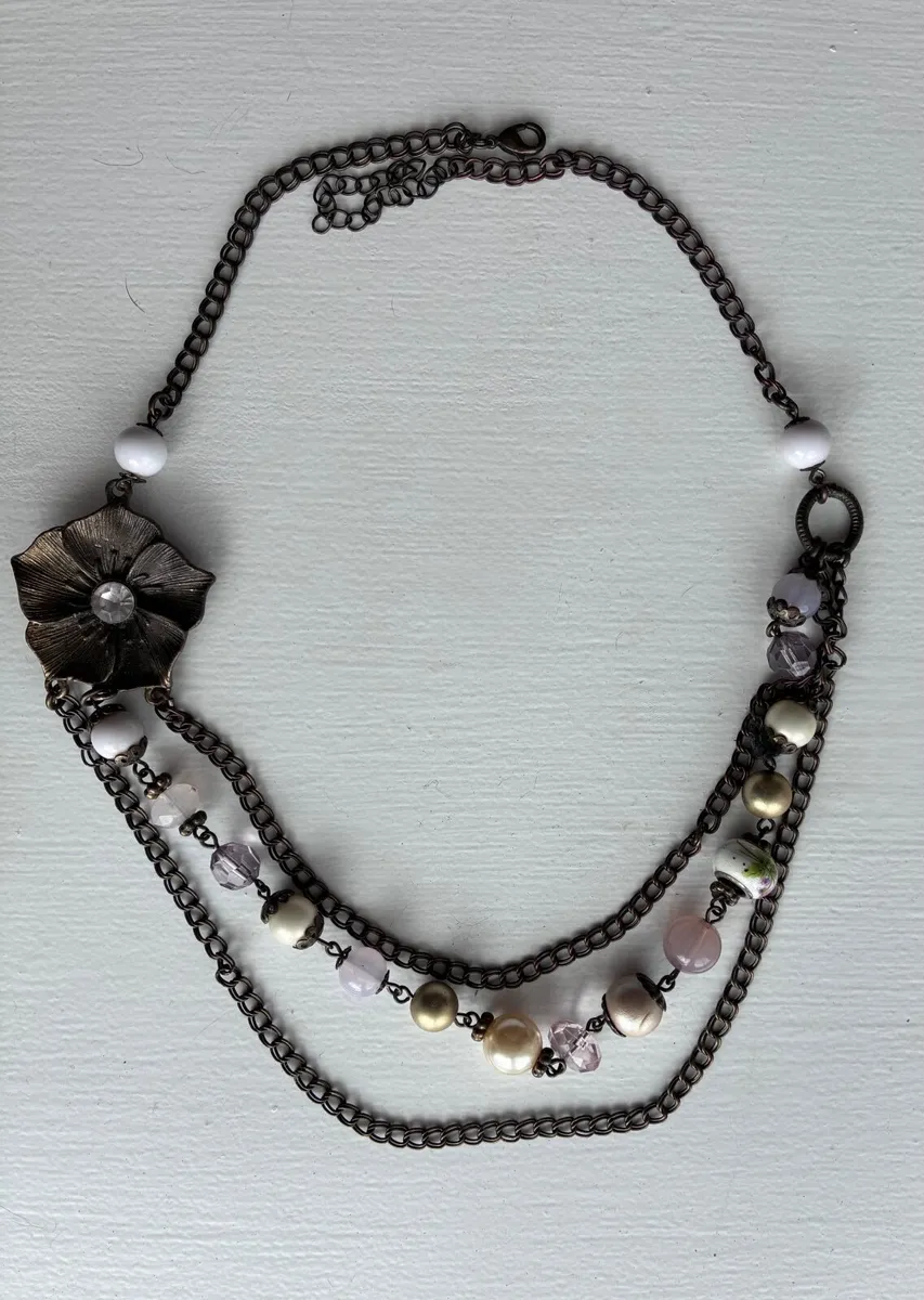 Vintage-bronze chain adorned with faux pearls - Image 2