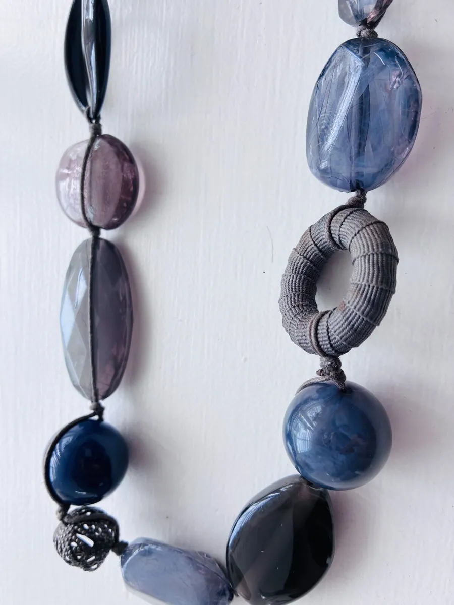 A long, multi-strand fashion chunky blue necklace - Image 1