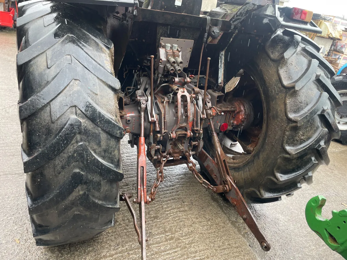 1988 Massey Ferguson 390 2wd - Image 4