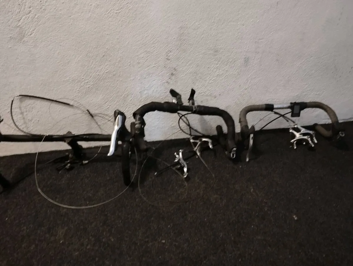 Set's of racing gears handed bars & brakes - Image 1