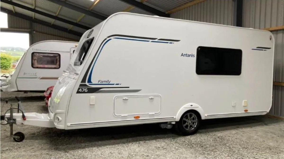 2017 Touring Caravan 6 Berth Family w/Awning - Image 1