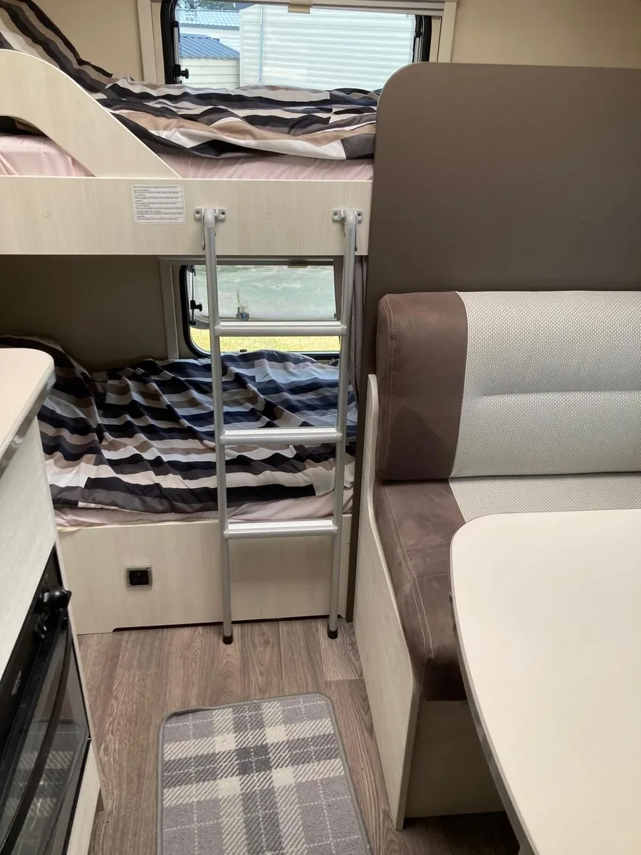 2017 Touring Caravan 6 Berth Family w/Awning - Image 3