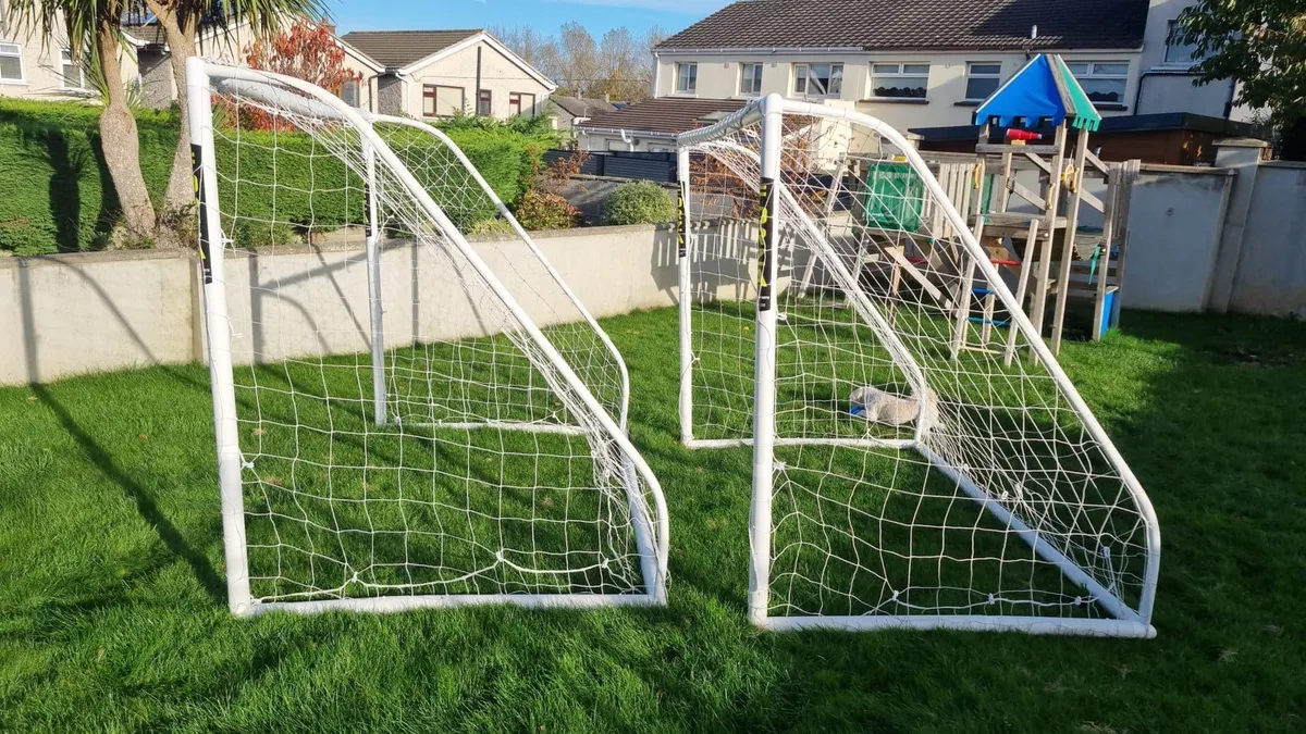 2 x Forza 8x6 Match Goal Posts - Image 1