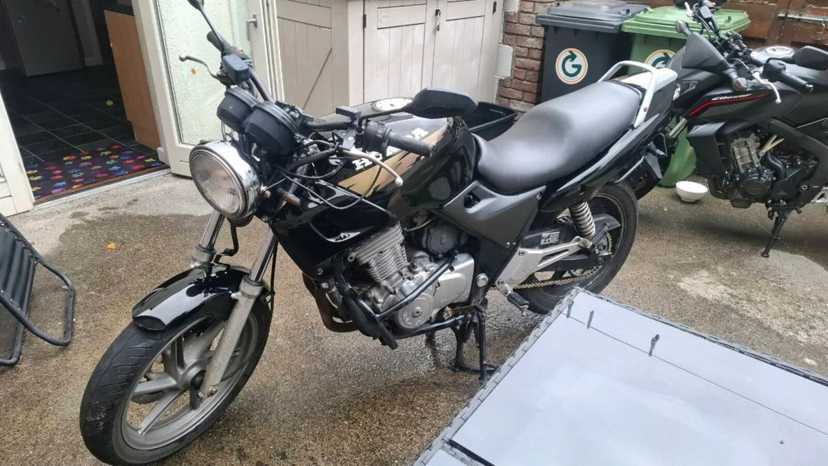 Honda CB500 - Image 1