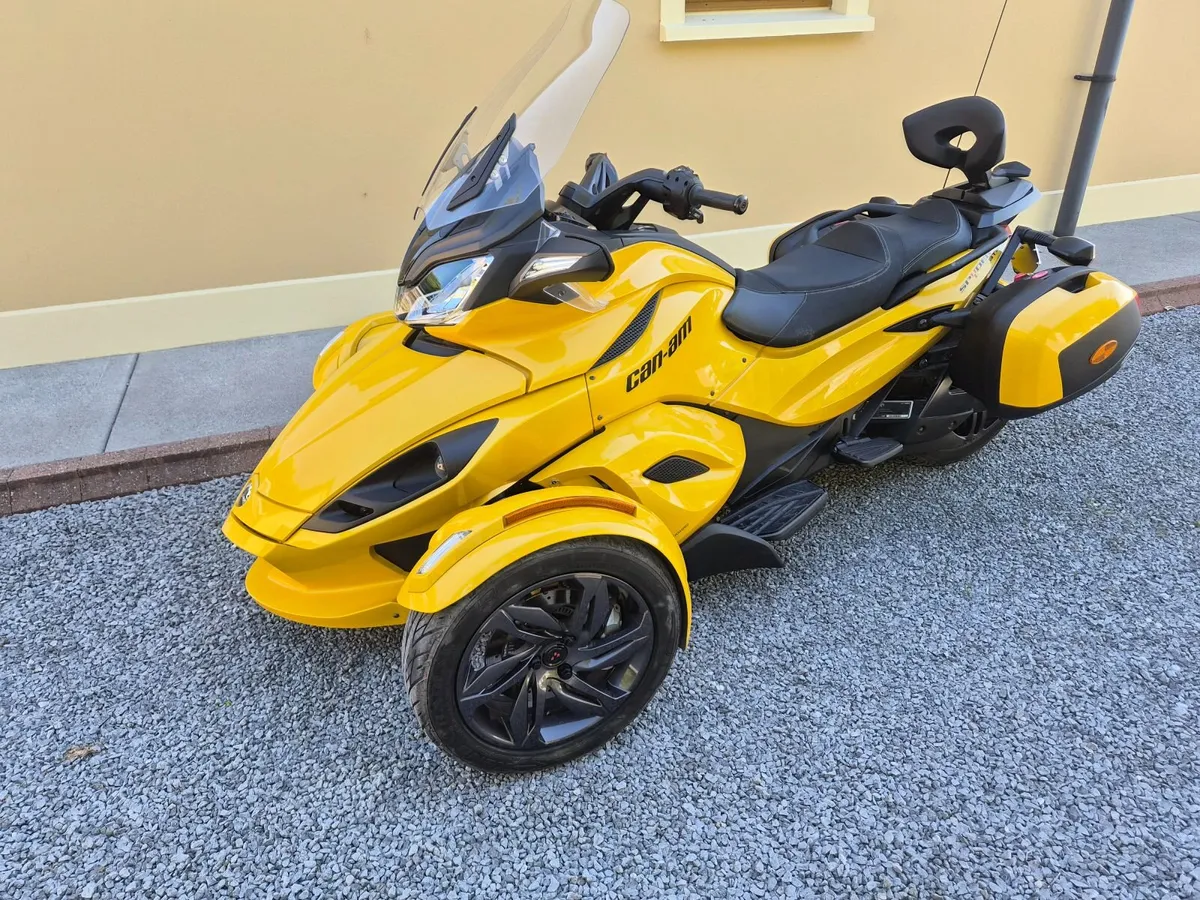 CAN AM Spyder 2013 - Image 1