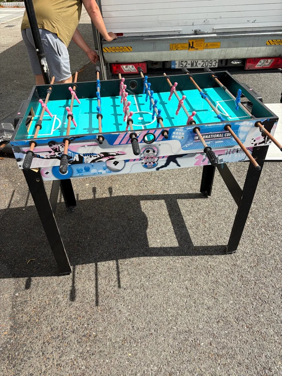 soccker & pool table €30 - Image 2