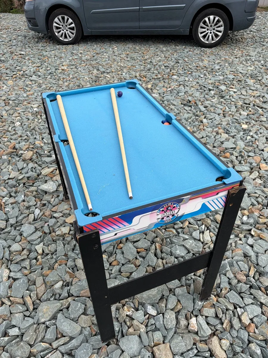 soccker & pool table €30 - Image 1