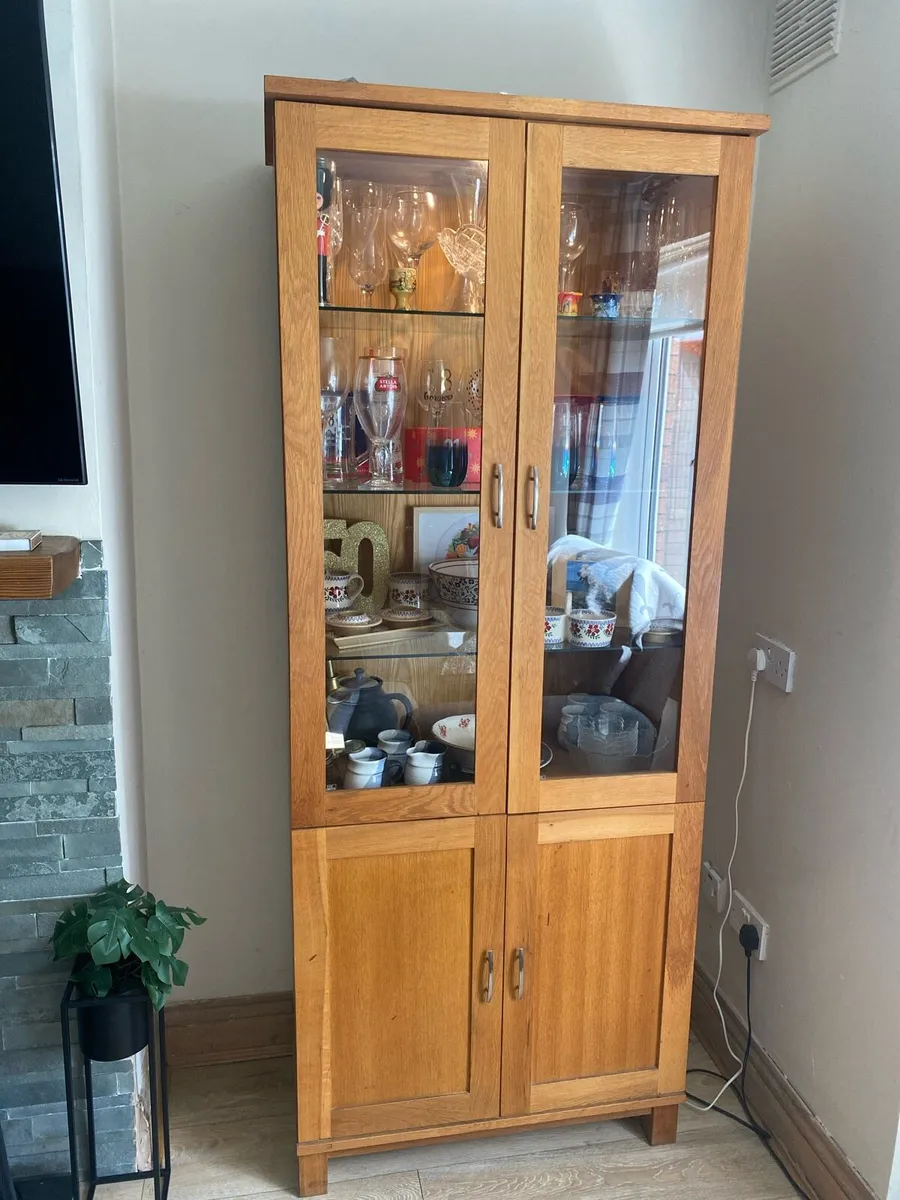 Oak display cabinet - Image 1