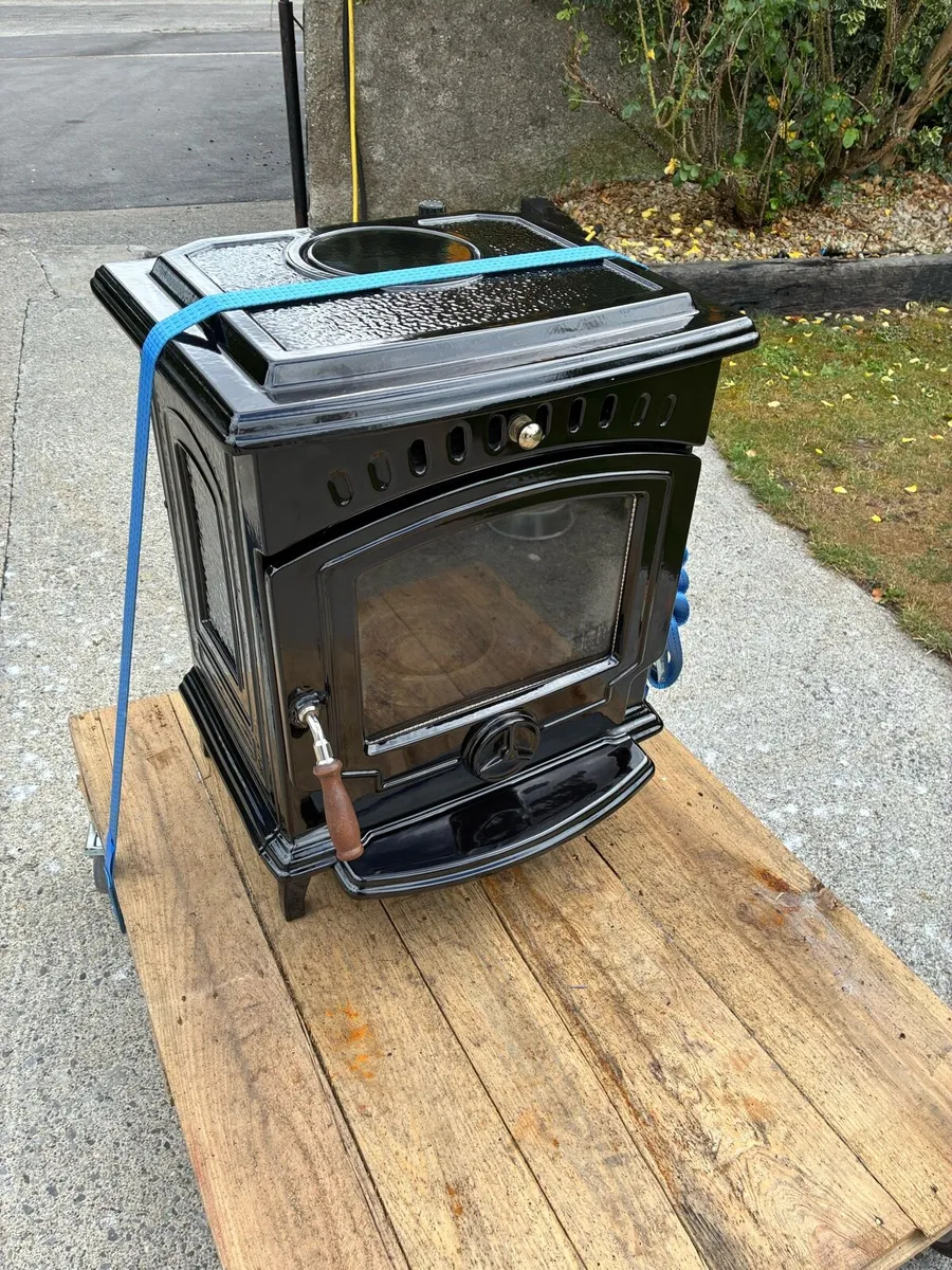 Waterford Stanley Tara Oil Stove 8kw. - Image 2