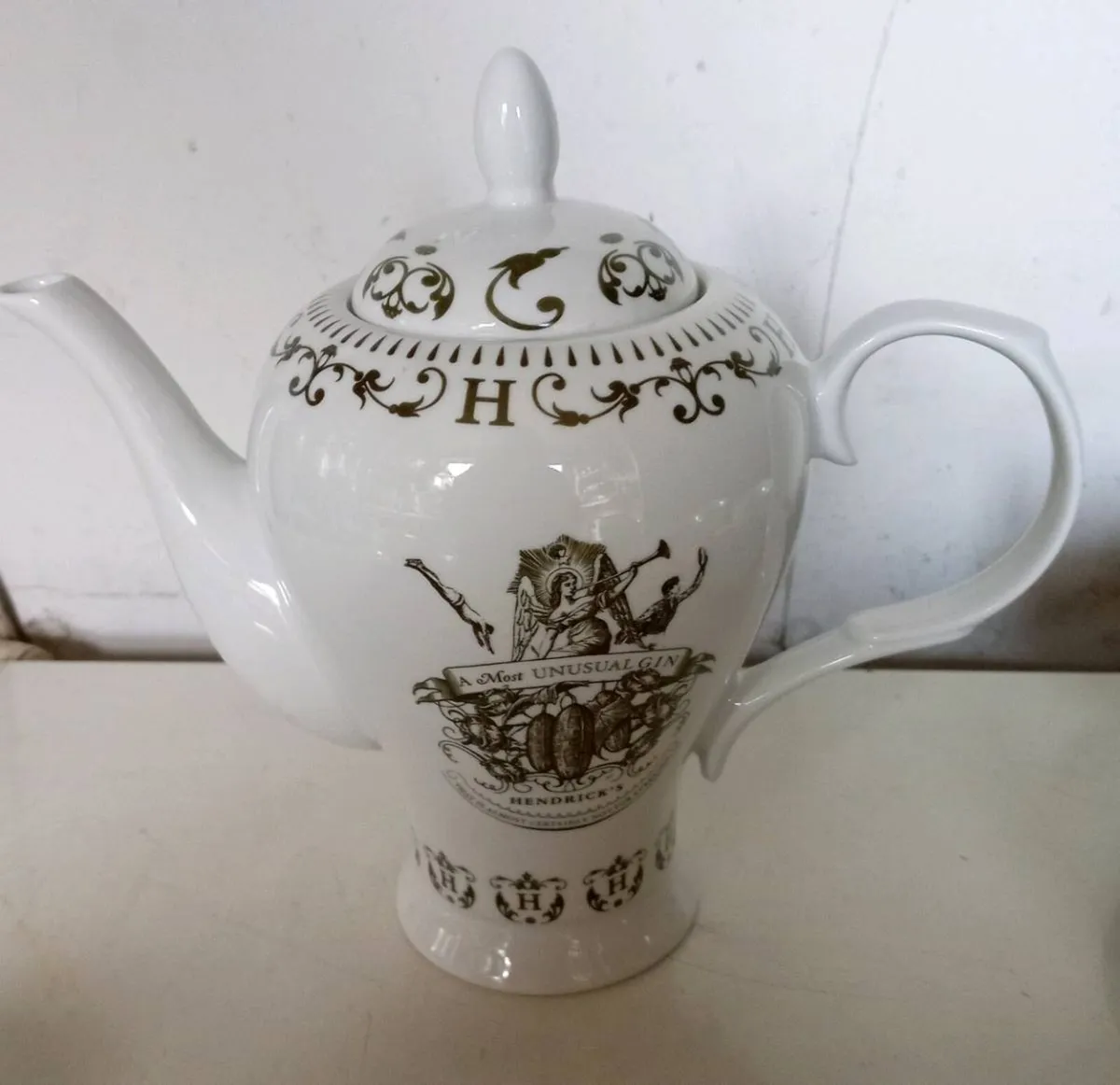 Hendricks Gin Teaset - Image 2