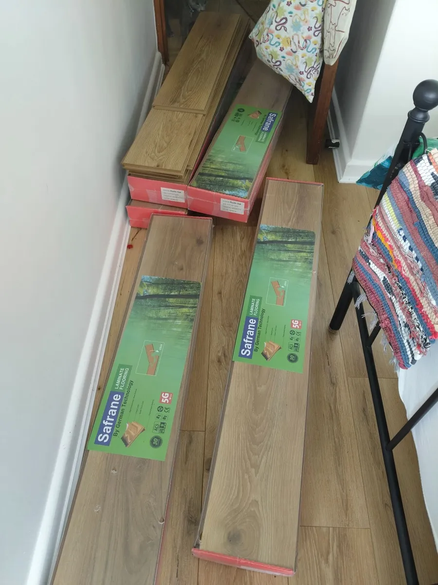 12mm laminate - Image 4